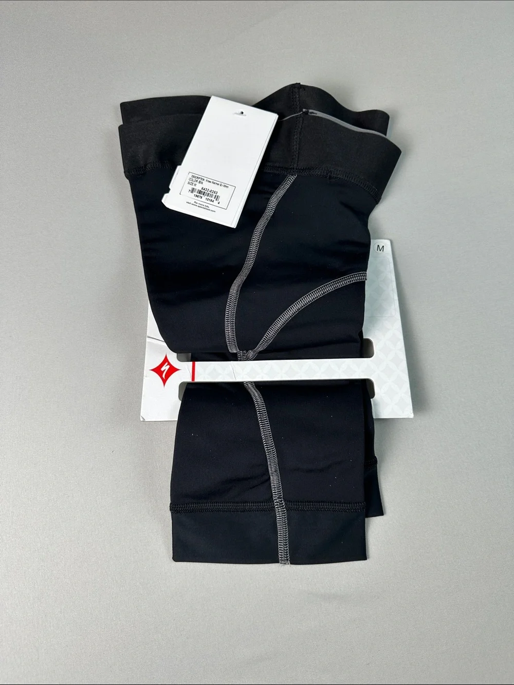 Specialized Black Medium Women's Knee Warmers for Biking Cycling Bike